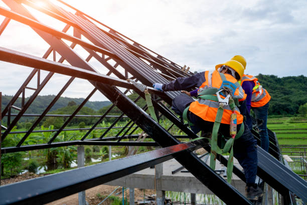 Best Commercial Roofing Services  in Sutherlin, OR